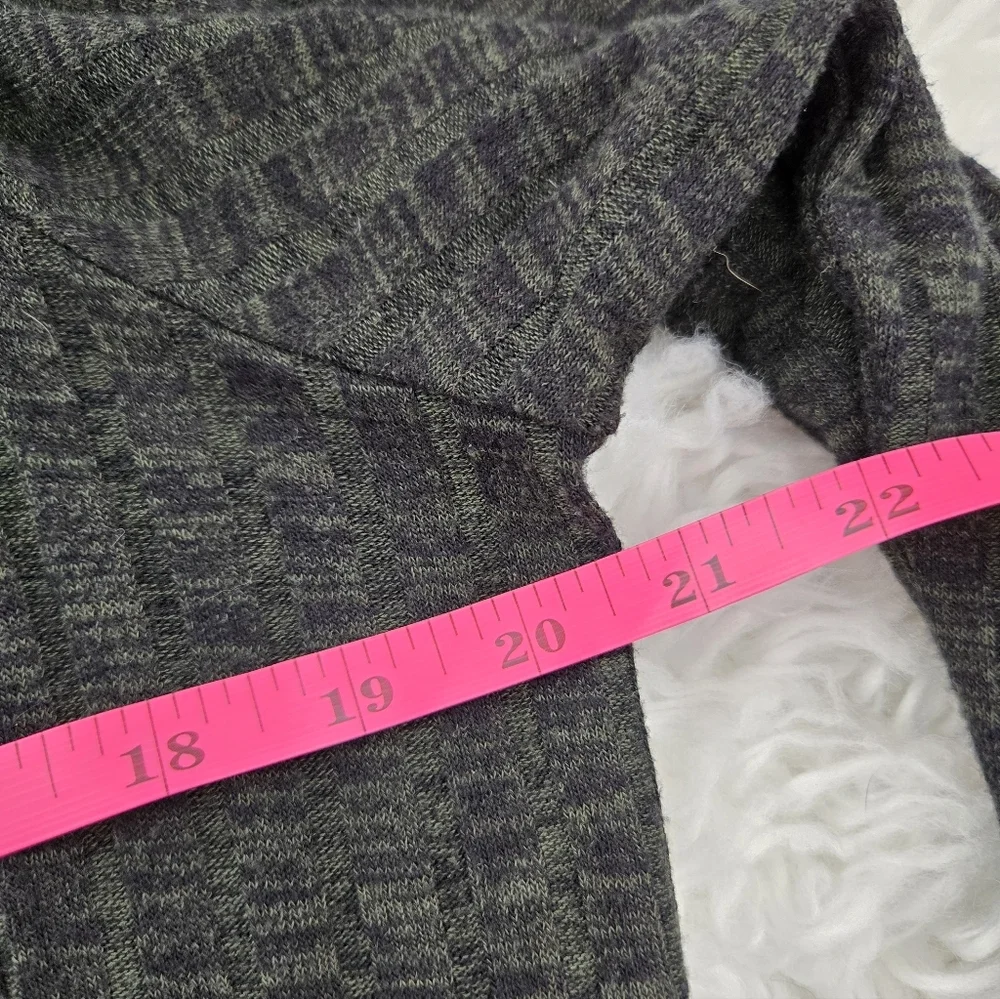 Torrid Size 2X Mini Hacci Skater Dress. Olive Green. Good preowned condition. - Picture 8 of 11